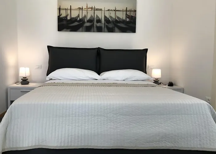 Venice Bed & Breakfast 4*