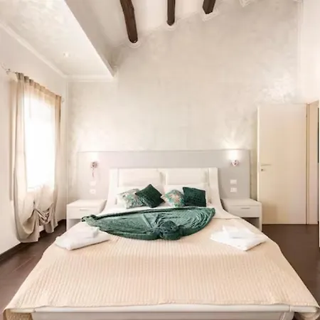 Venice * Spinea